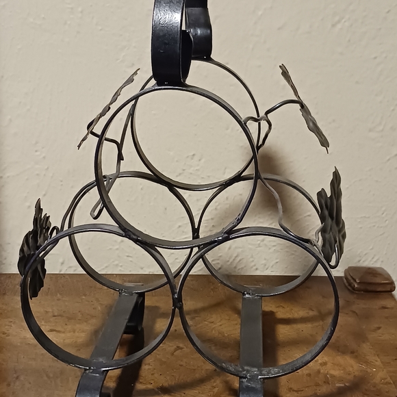 Countertop Wine Rack - Picture 4 of 8